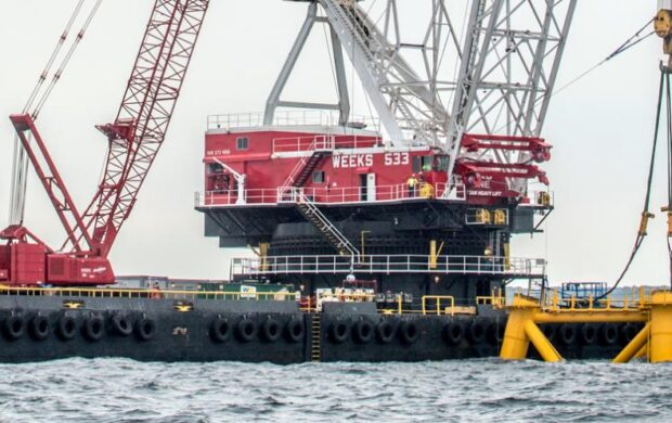 First 'steel in the water' installed for wind farm off Block Island - Image by Deepwater Wind