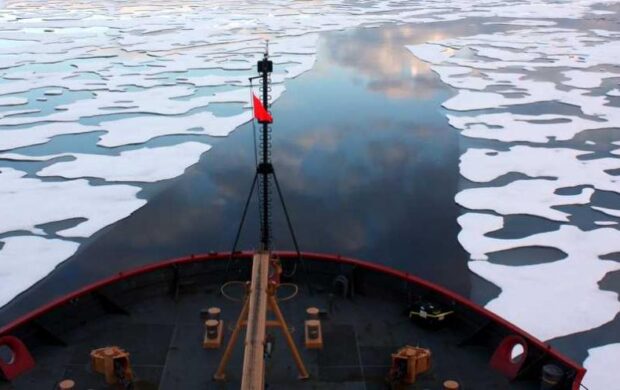 Ice melting on Beaufort Sea - Photo by NASA Goddard Space Flight Center:Flickr