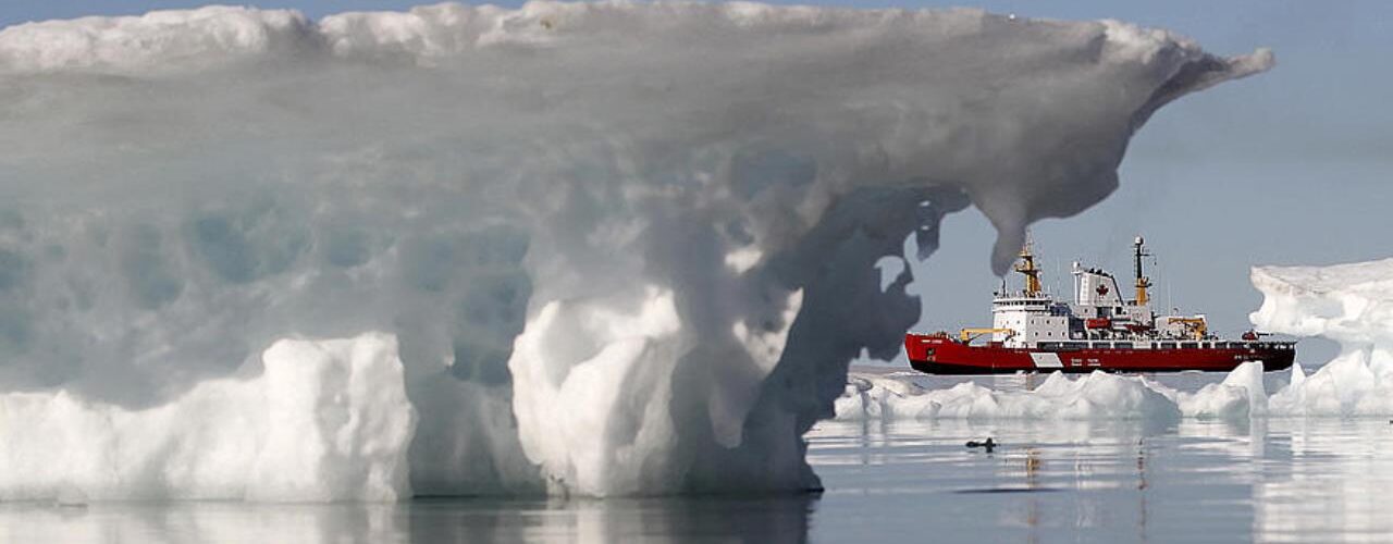 ship_arctic_ice