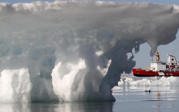 ship_arctic_ice