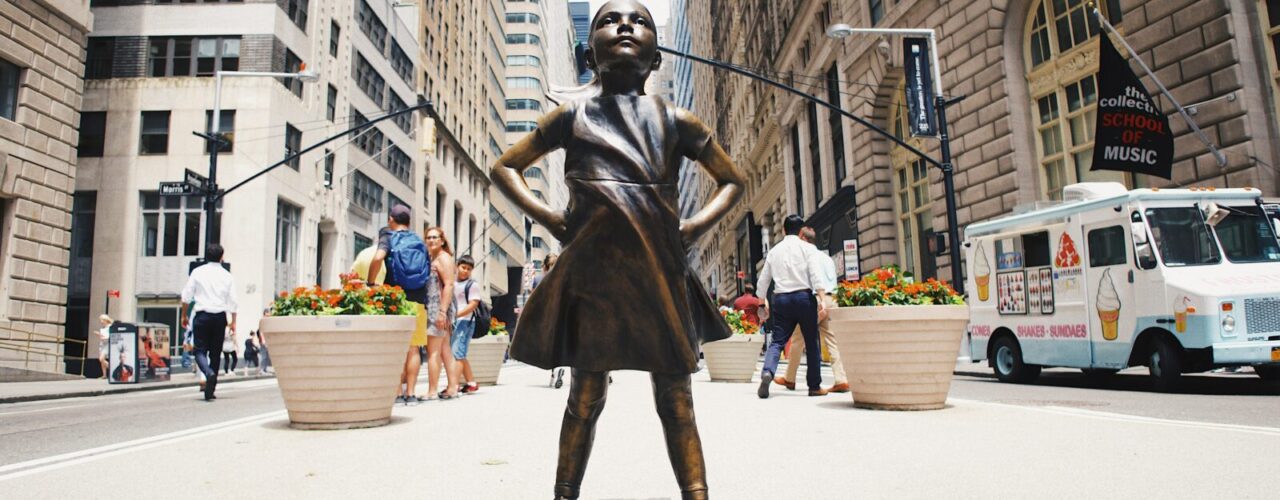 girl statue