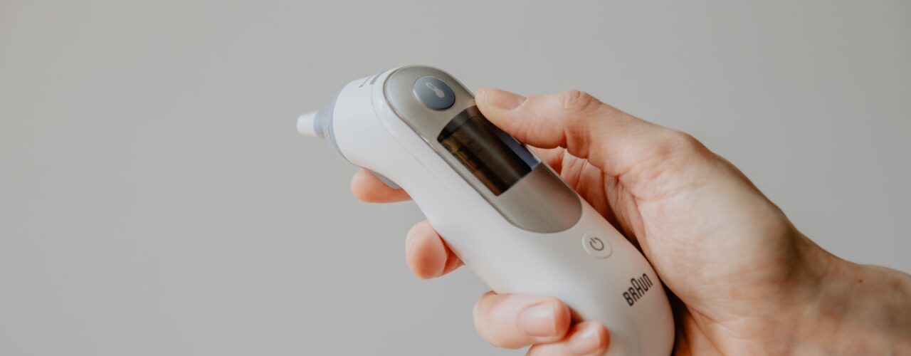 Ear thermometer for checking fever