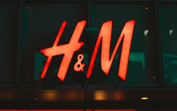 H&M neon signage